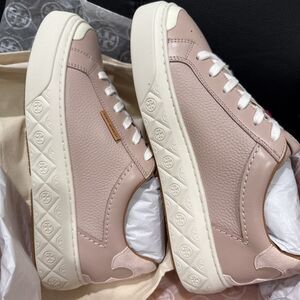 Tory Burch Ladybug Shell Pink Sneakers Tumbled Leather Sz US8 New In Box $288